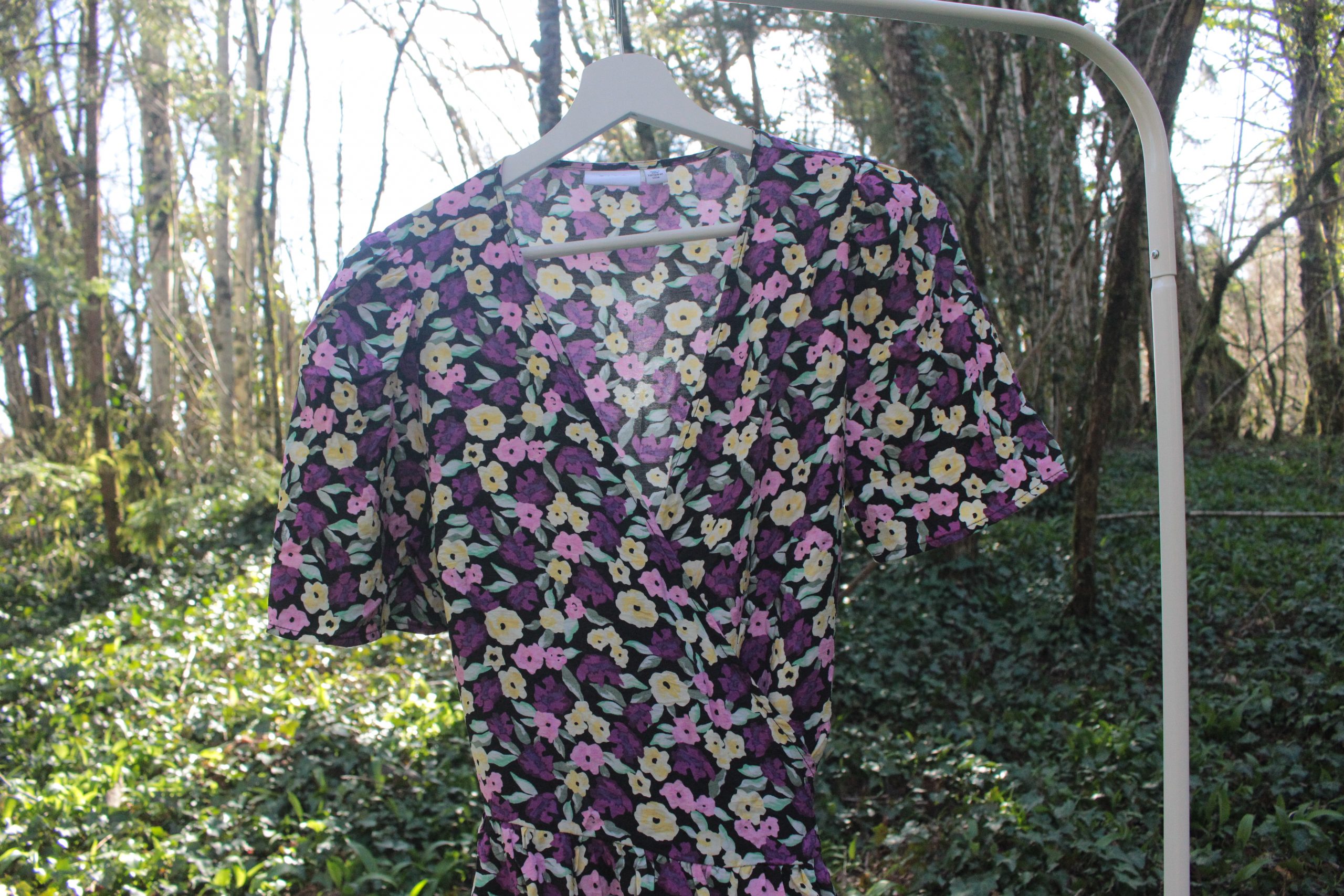 Robe portefeuille fleurie Vila Taille L – Image 3