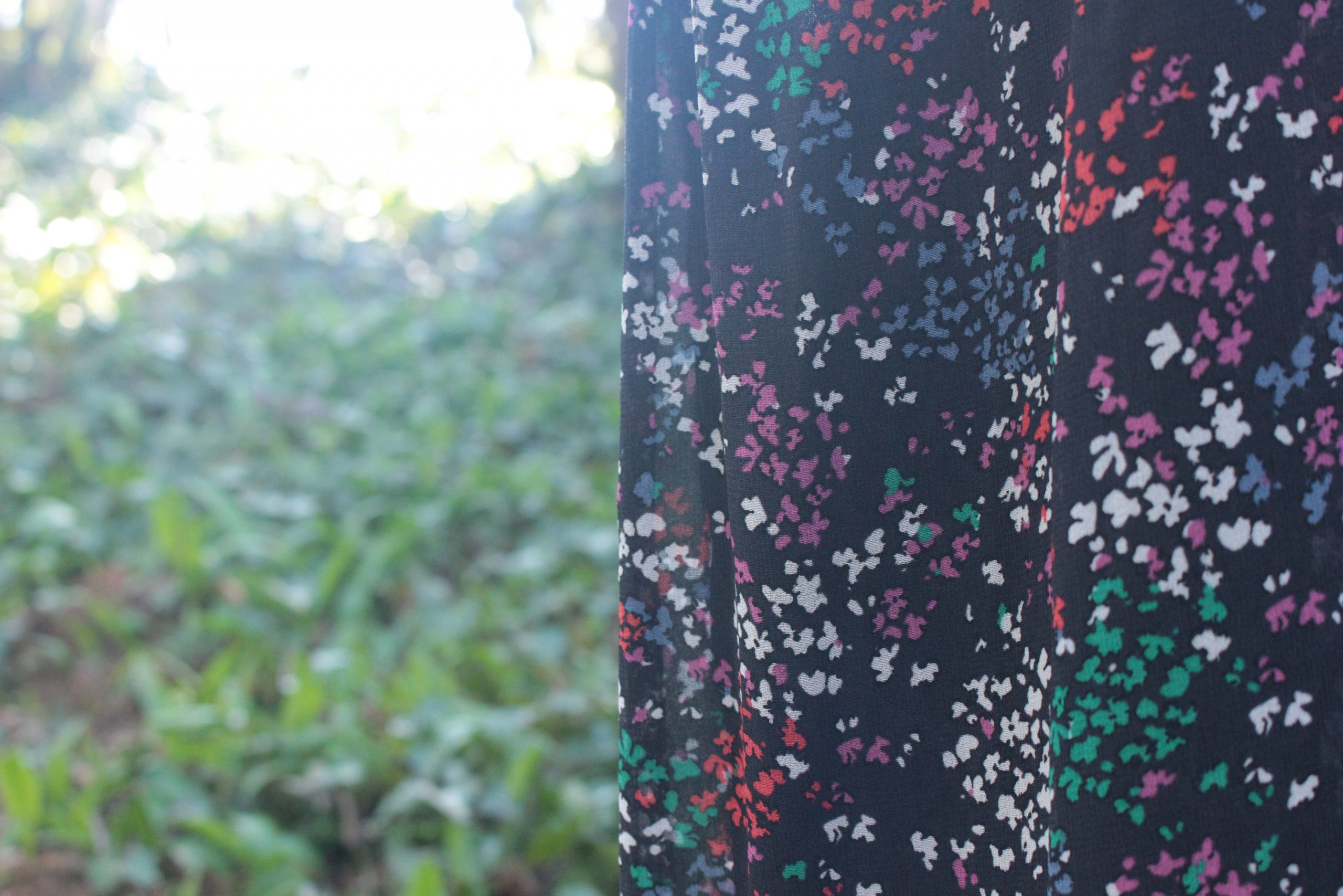 Robe empire noire fleurie manches voile Etam Taille L 40 – Image 2