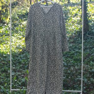 Robe longue droite kaki et écru Kiabi  Taille XL