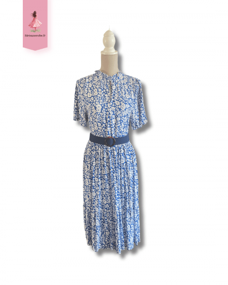 Robe fluide fleurie bleu foncé – Taille unique estimée S/M